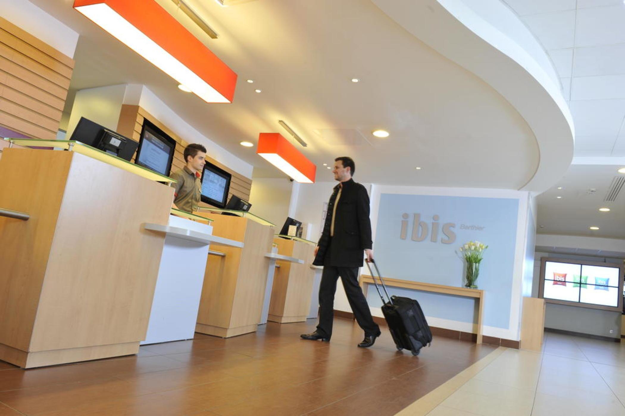 ibis Paris 17 Clichy-Batignolles  Hotel Eksteriør billede