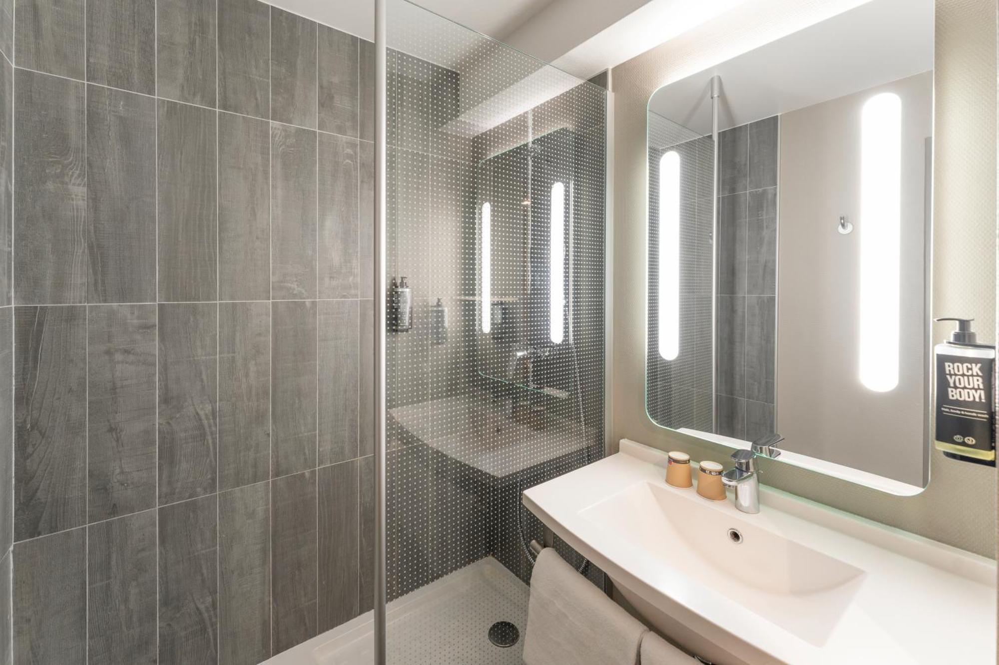 ibis Paris 17 Clichy-Batignolles  Hotel Eksteriør billede
